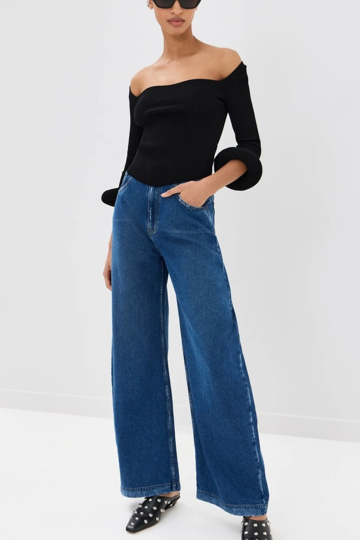 A.W.A.K.E. Mode Square Neck Knit Doughnut Cuffs - Black - Image 7