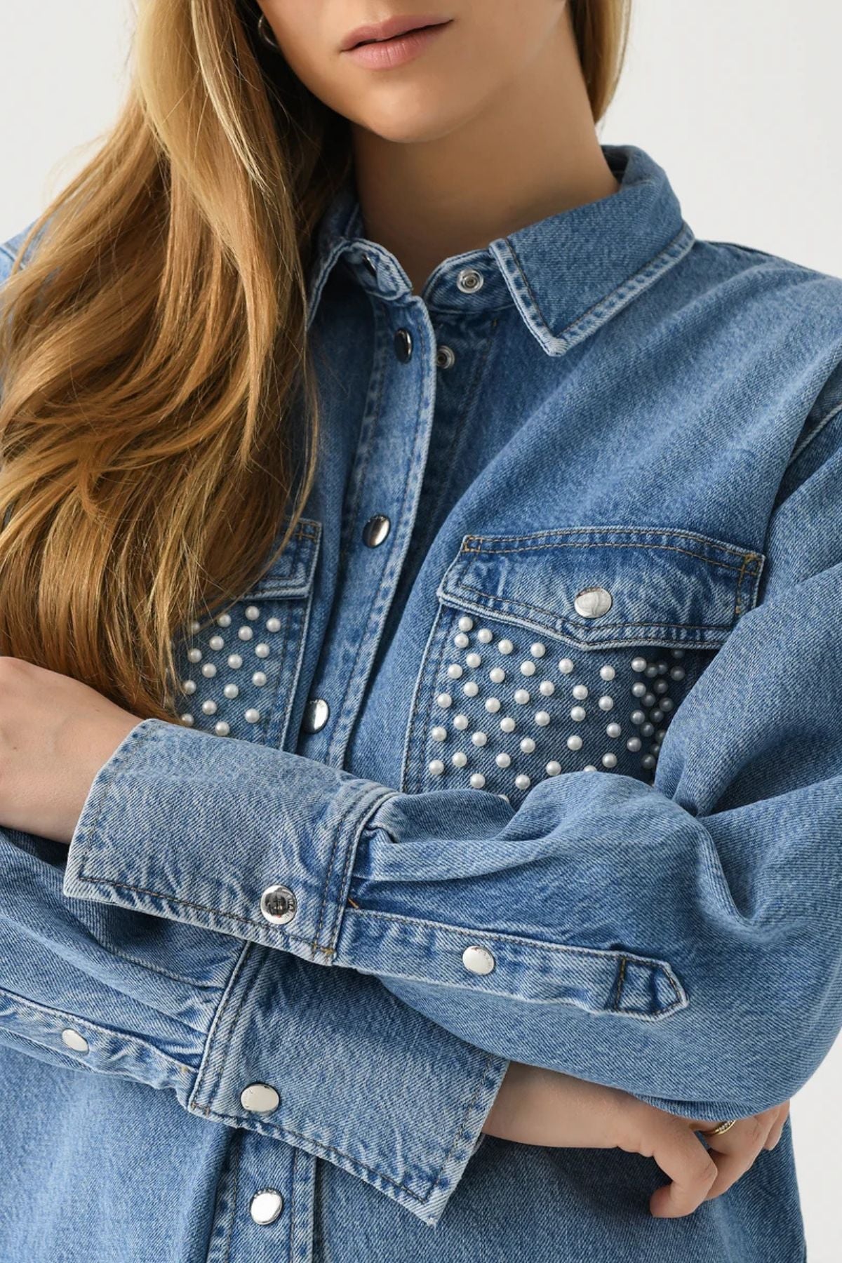 Frame Denim Atelier Oversized Denim Jacket - Daylight Pearl - Image 5