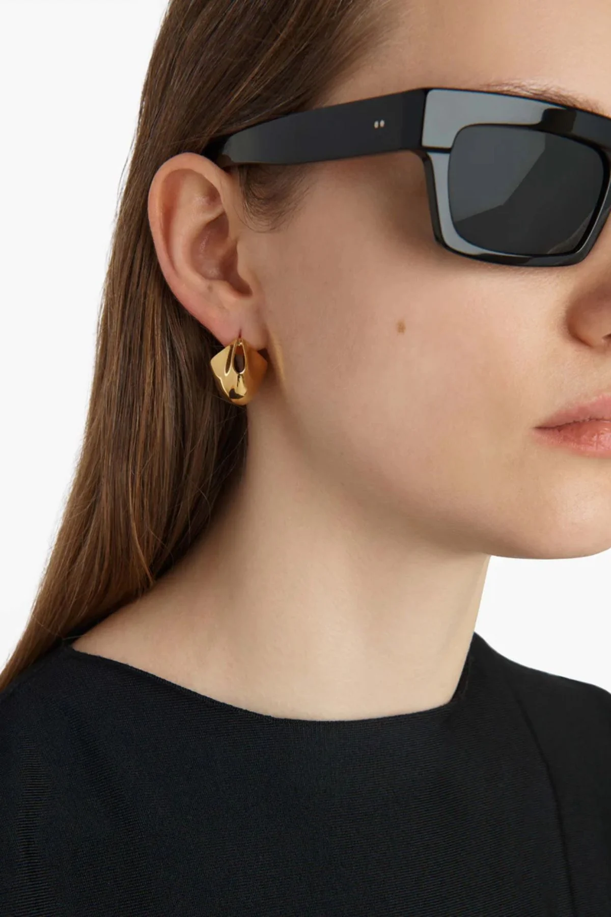 KHAITE Lotus Earrings Small - Gold - Image 2