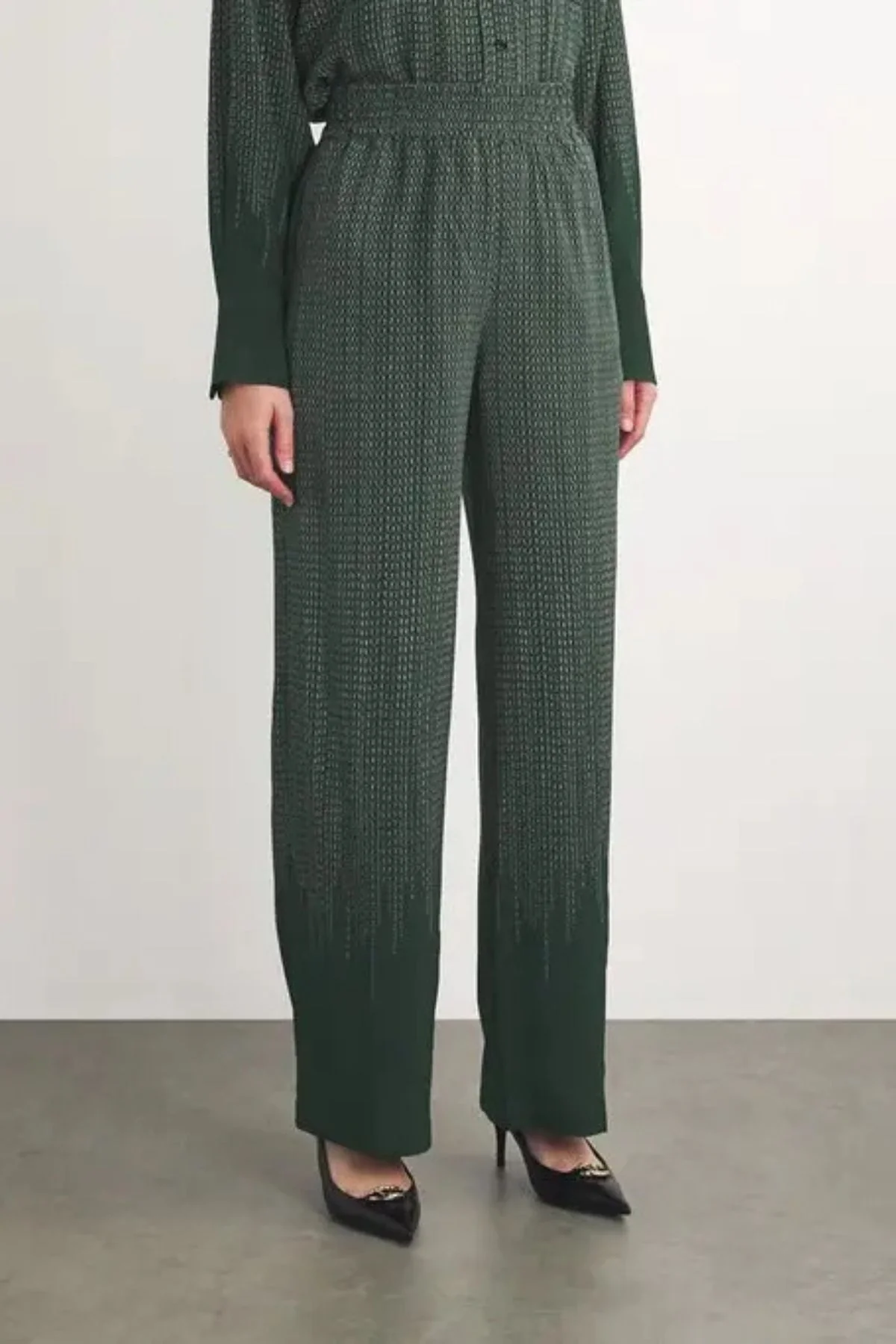Victoria Beckham Pyjama Trouser - Green Chain - Image 5