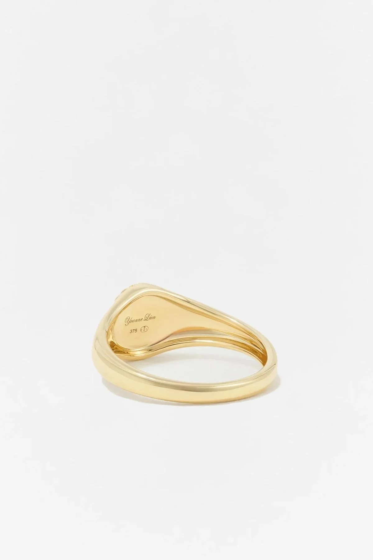 Yvonne Léon Baby Tiger Eye Oval Chevalière Ring - Yellow Gold - Image 3