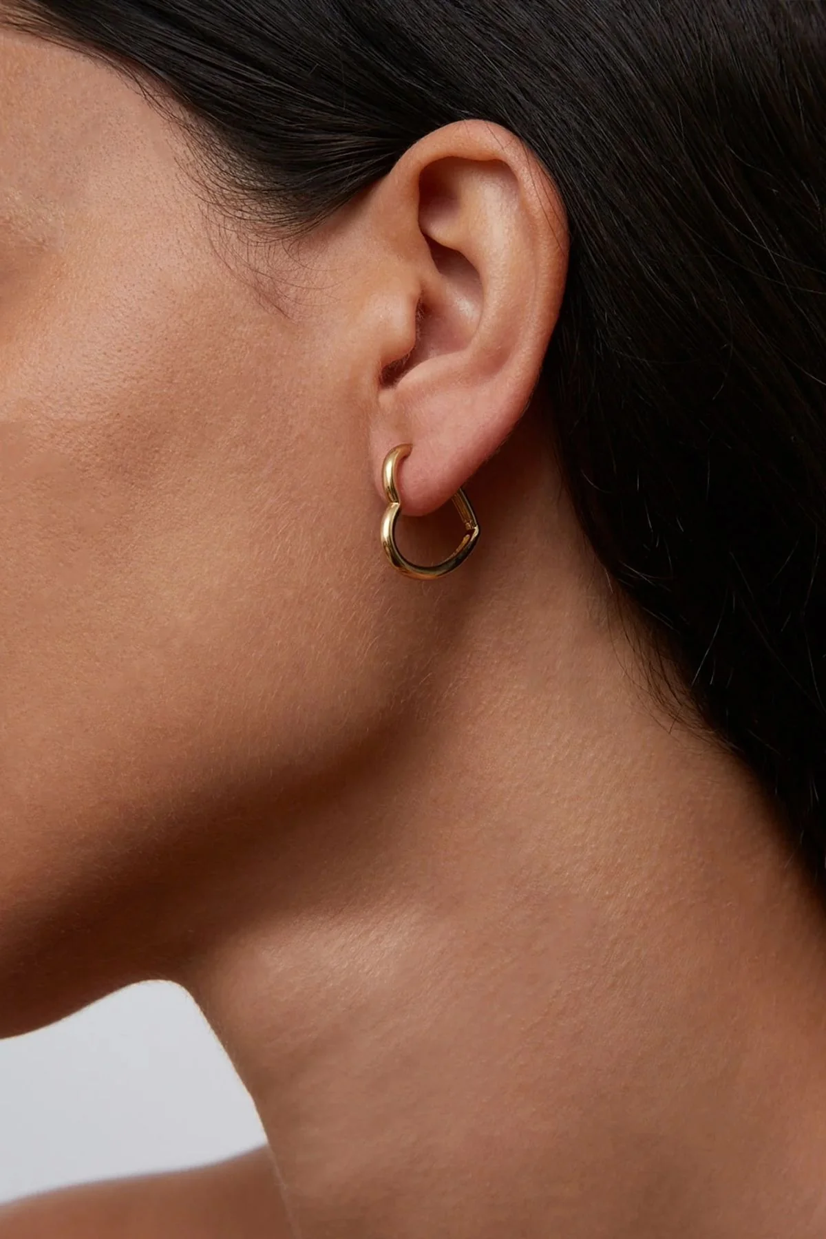 Yvonne Léon Heart Earrings - Yellow Gold - Image 3