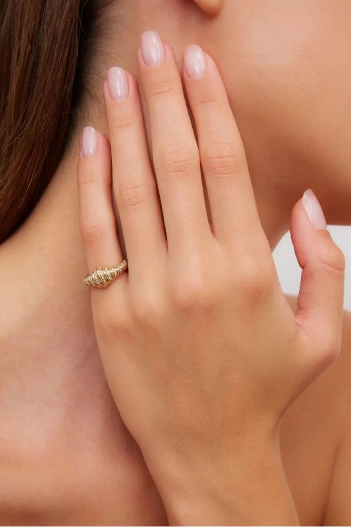 Yvonne Léon Nano Chevaliere Ovale Ring Daimants - Yellow Gold - Image 2